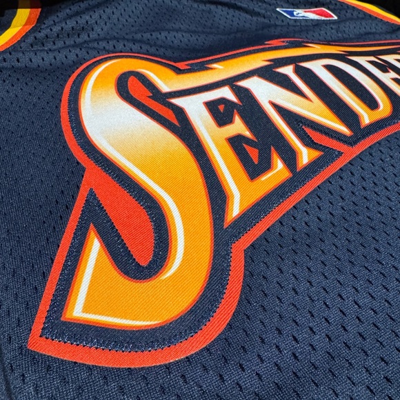 FULL SEND WARRIORS BASKETBALL JERSEY SIZE M - Picture 4 of 5